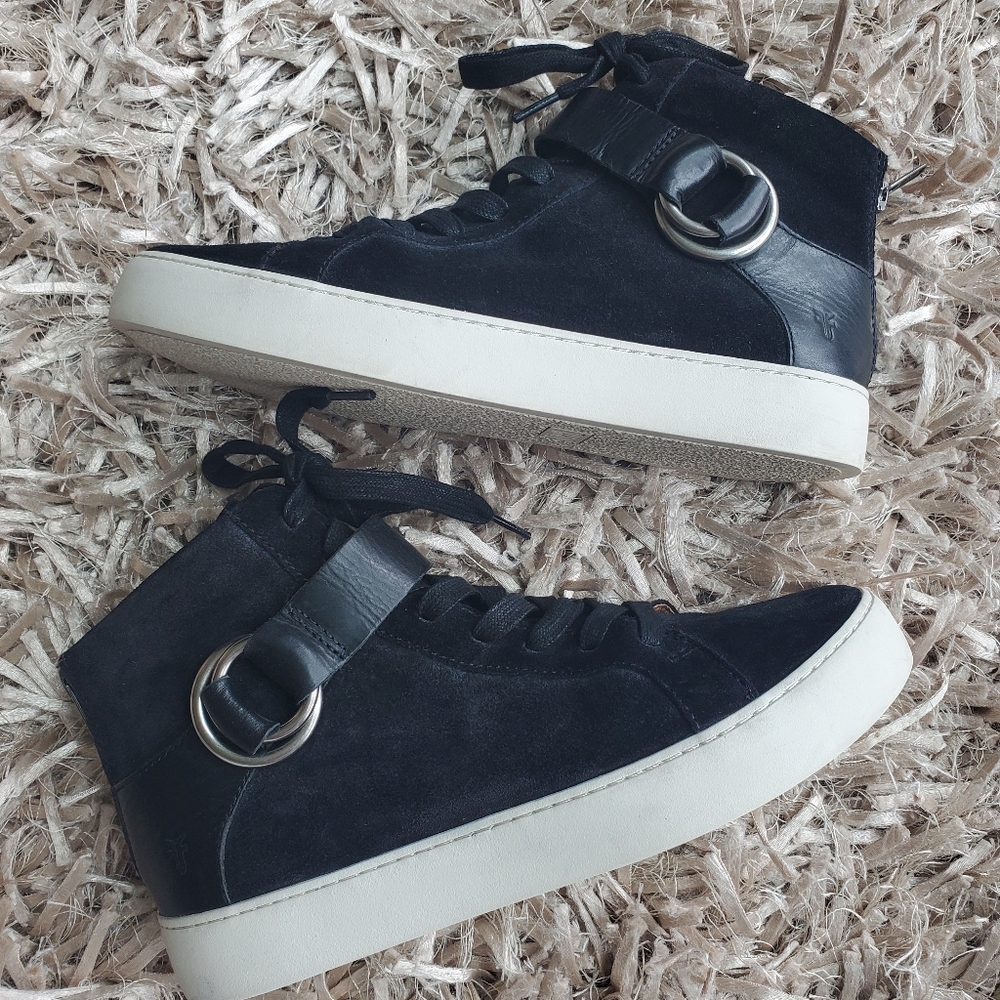 Womens High Top Frye Shoe Size 8.5
